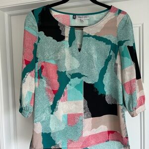 Jennifer Lopez Green and Pink Graphic Blouse 3/4 Sleeve